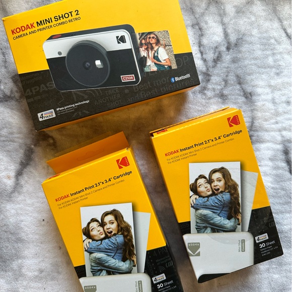 Used to take x2 photos from film. Needed bigger camera and film for scrapbook. - Picture 1 of 3